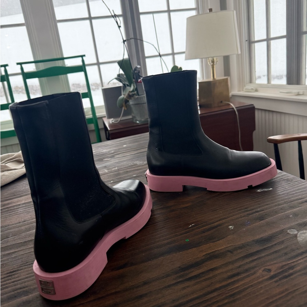 Givenchy Black and Pink leather Chelsea  Boots